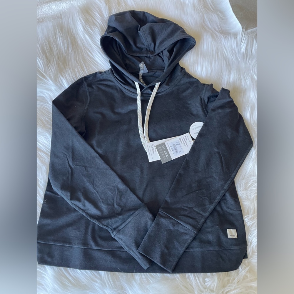 NWT Vuori Halo Essential Hoodie Black Heather $96 XS